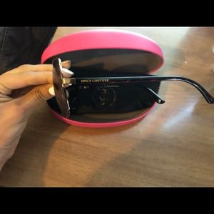 Juicy Couture Accessories - Juicy couture glasses Juicy Couture Accessories - Juicy couture glasses